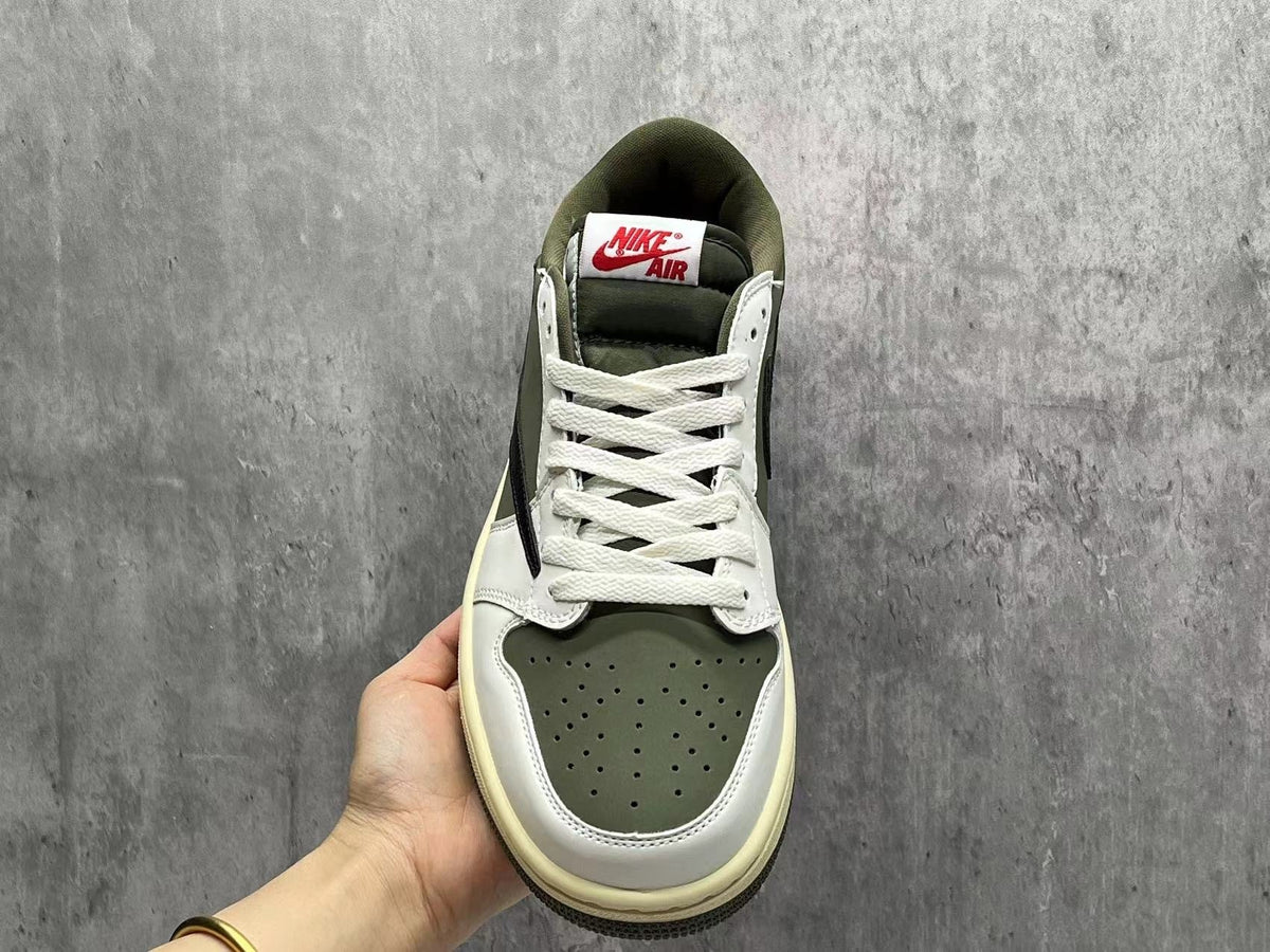Travis Scott x Air Jordan 1 Low OG SP 'Medium Olive'